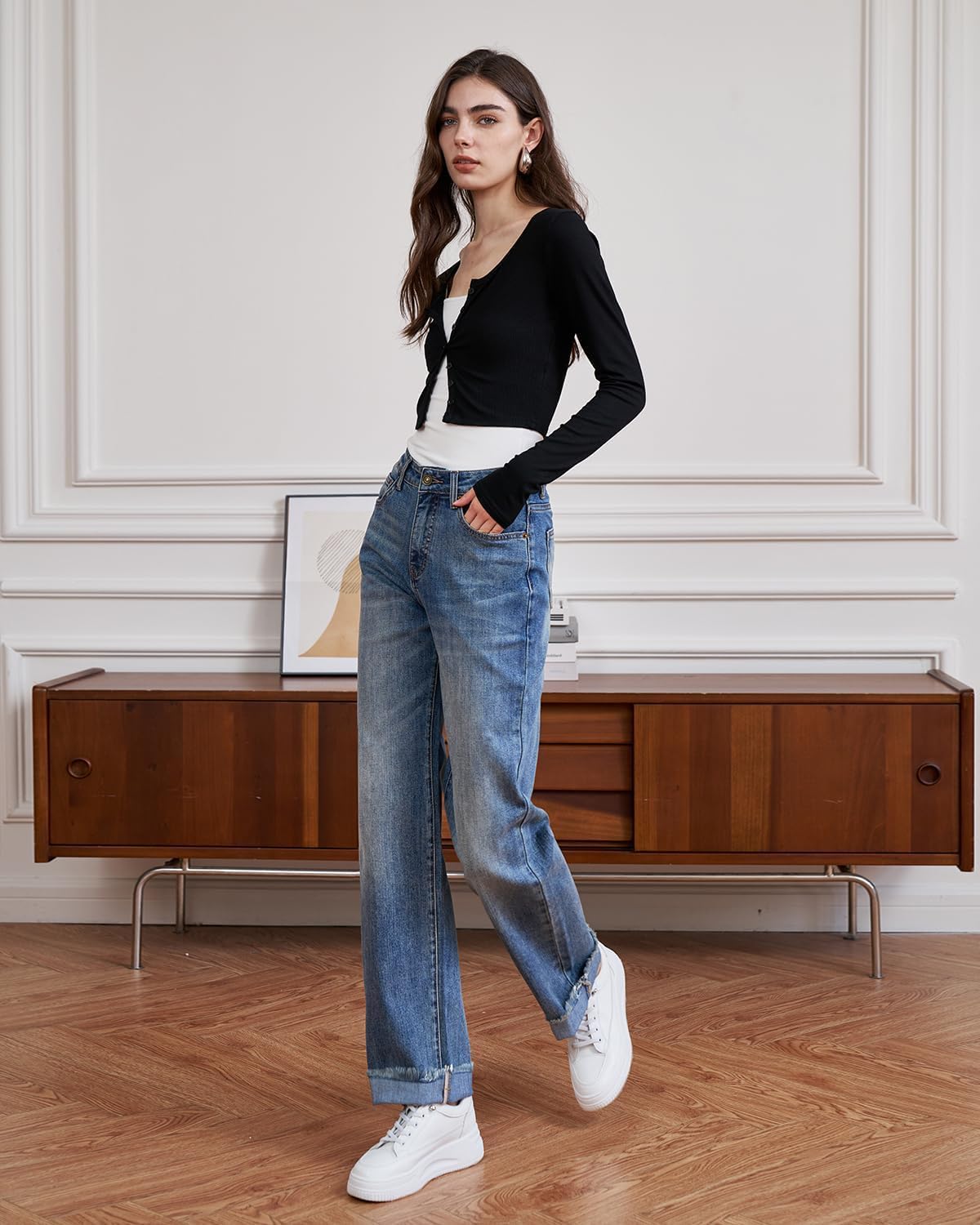 Trendy High-Waist Jeans