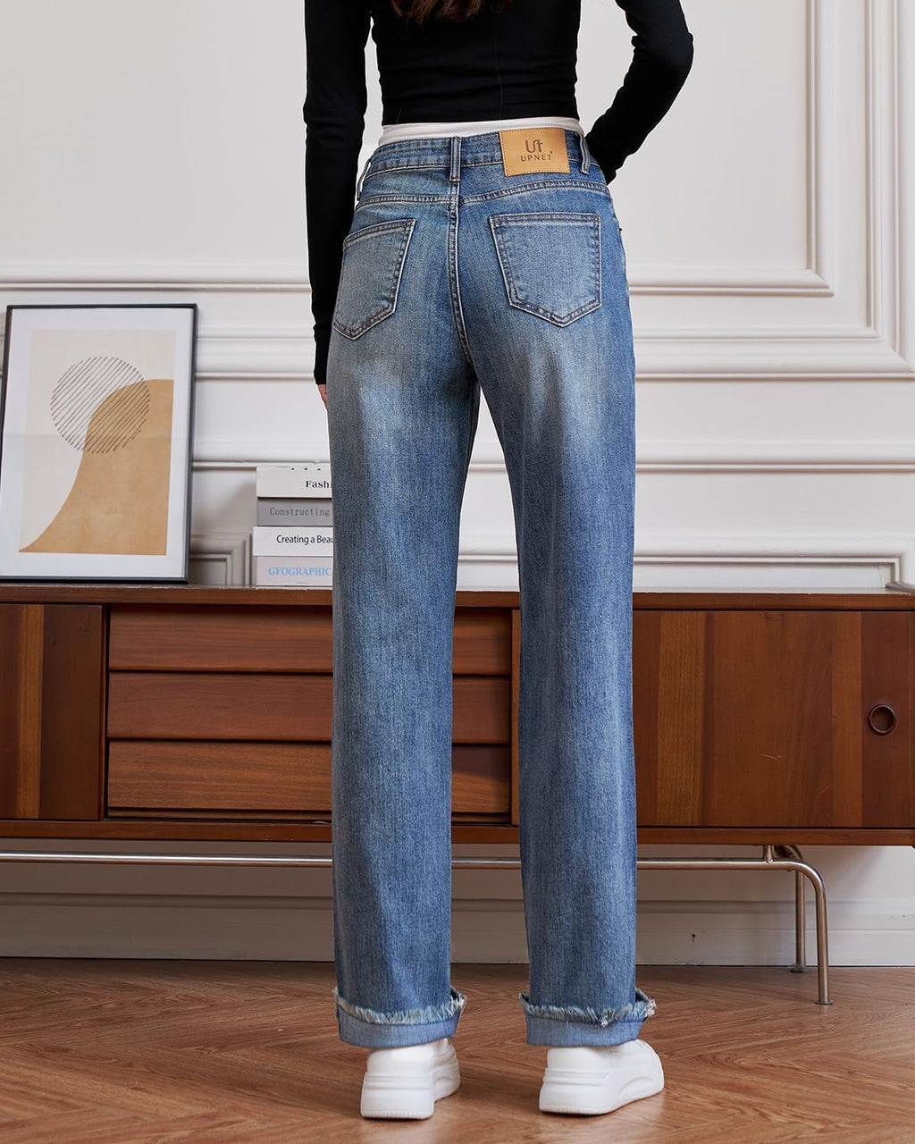 Trendy High-Waist Jeans
