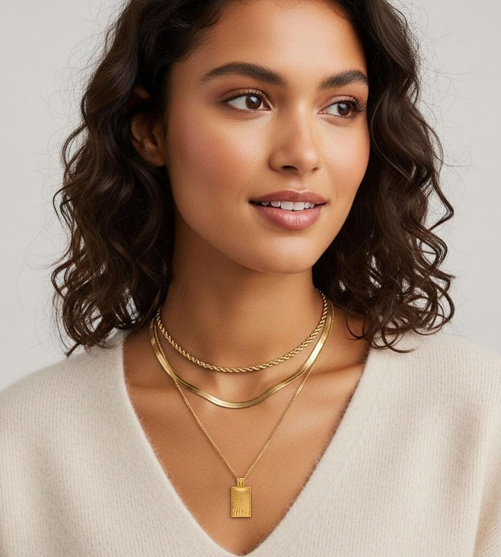 Elegant Layered Gold Necklaces